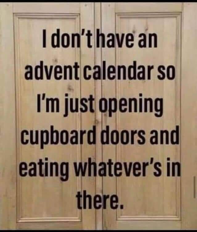 Cartoon advent calendar cupboard doors 262903279_102208.jpg